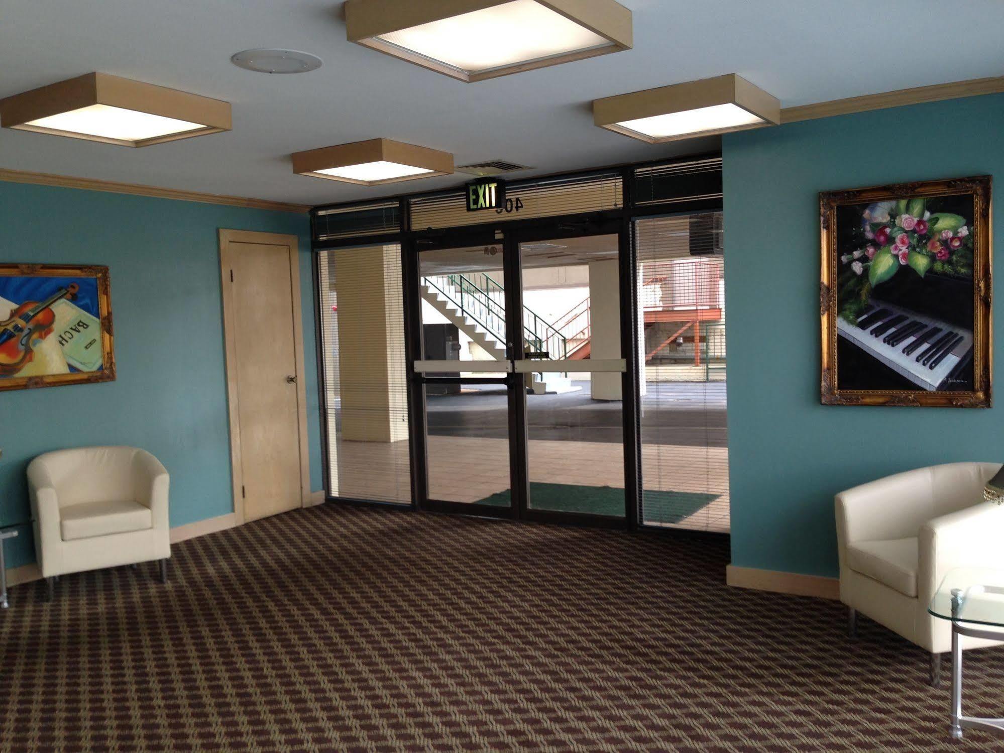 Days Inn By Wyndham Florence Downtown Esterno foto