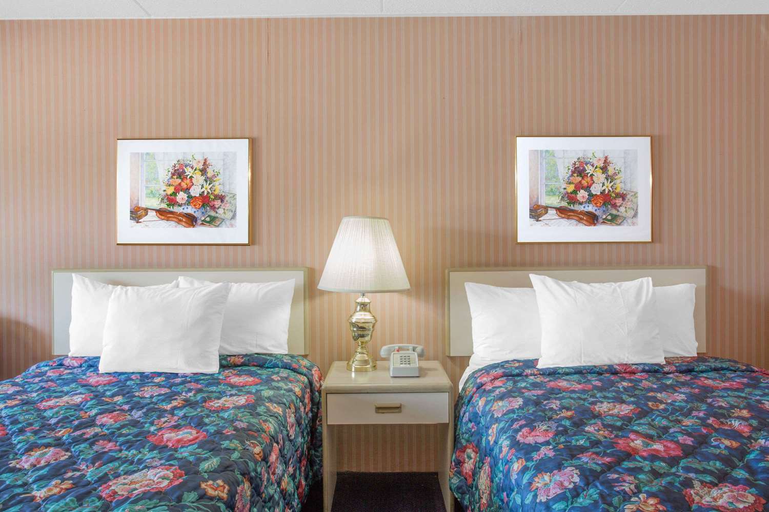 Days Inn By Wyndham Florence Downtown Esterno foto
